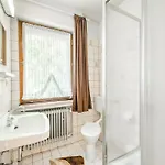Geraeumiges Am Waldrand Im Sauerland Appartement *
