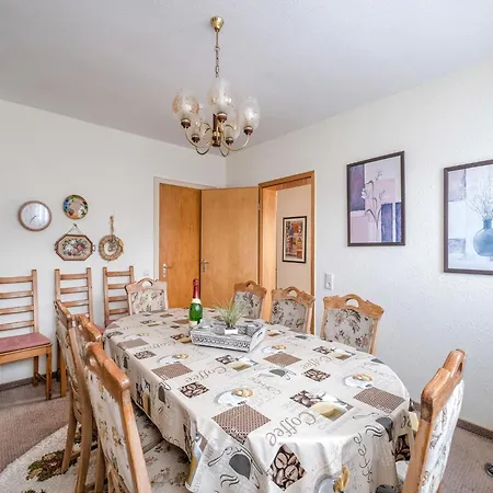 Geraeumiges Am Waldrand Im Sauerland Apartment