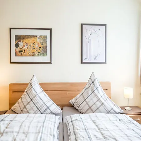 Apartment Geraeumiges Am Waldrand Im Sauerland