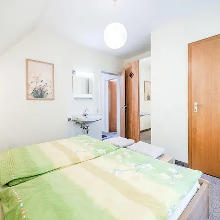 Apartment Geraeumiges Am Waldrand Im Sauerland Medebach
