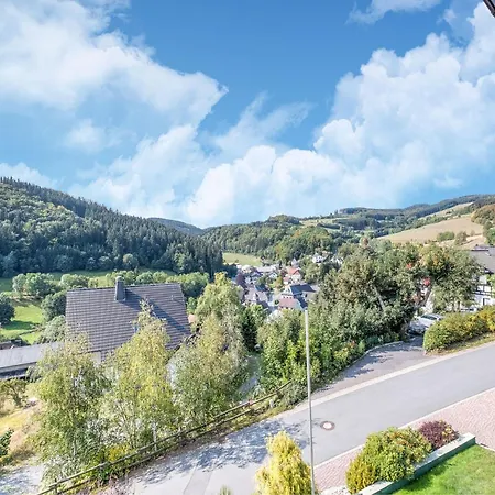 Geraeumiges Am Waldrand Im Sauerland *