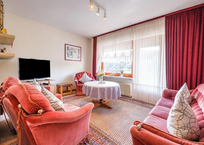 アパート Geraeumiges Am Waldrand Im Sauerland *