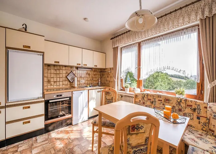 Geraeumiges Am Waldrand Im Sauerland