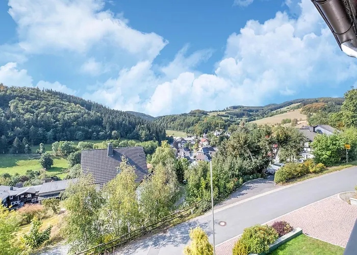 Geraeumiges Am Waldrand Im Sauerland *